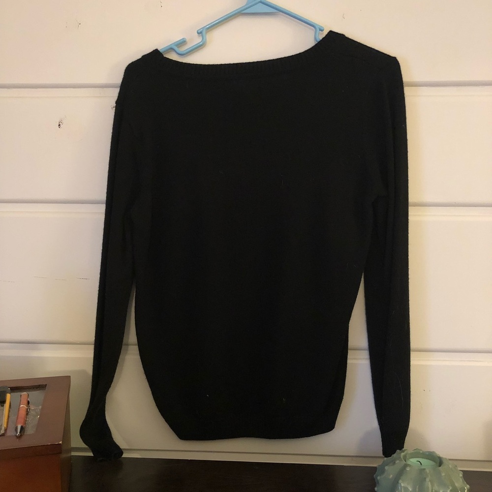 Sweater - Picture 2 of 2